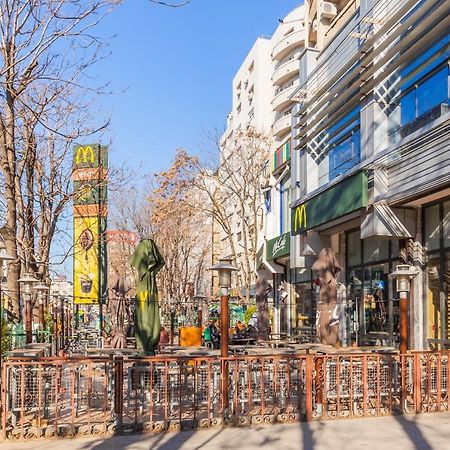 New Studio Carturesti - City Center Bucureşti Ngoại thất bức ảnh
